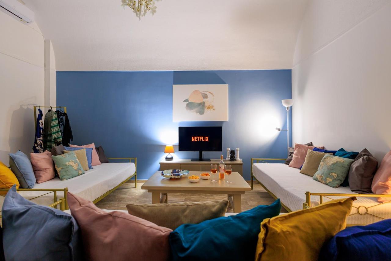 Aerno & Azul ηοme - Ahilli Slow Living Apartment Kamari (Santorini)