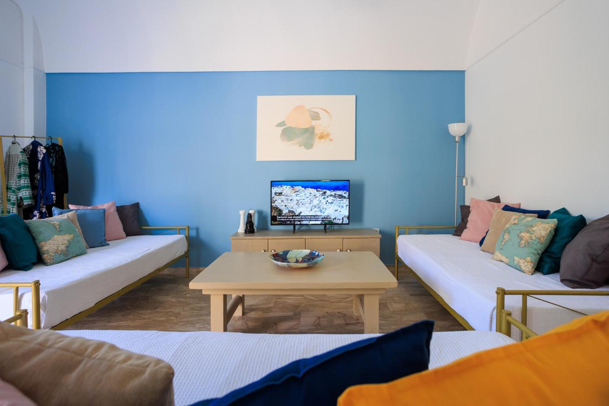 Aerno & Azul ηοme - Ahilli Slow Living Kamari (Santorini)